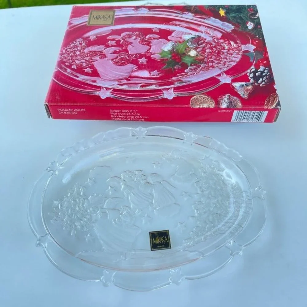 Mikasa Vintage Small Oval Crystal Candy Dish With Angels Design 9.2x7.0in‎
